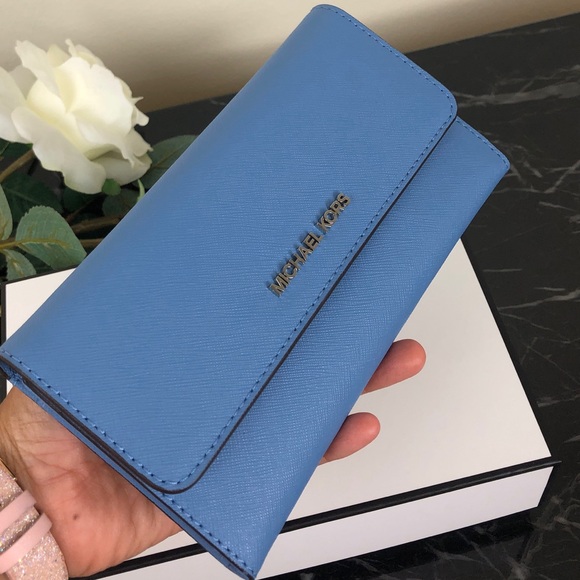 🌸Michael Kors trifold wallet French blue☘️ - Picture 3 of 7